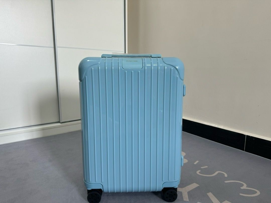 Suitcase Rimowa