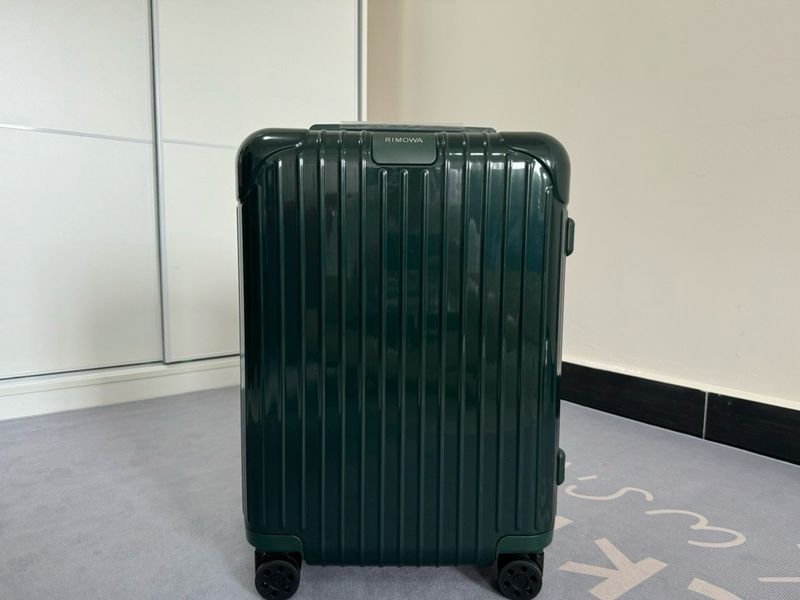 Suitcase Rimowa