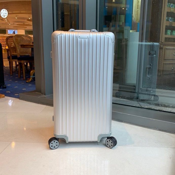 Suitcase Rimowa