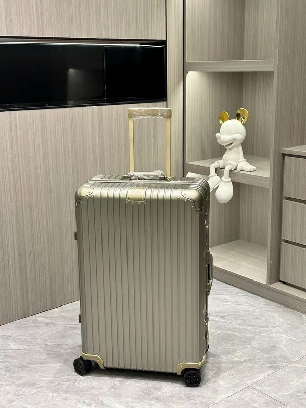 Suitcase Rimowa
