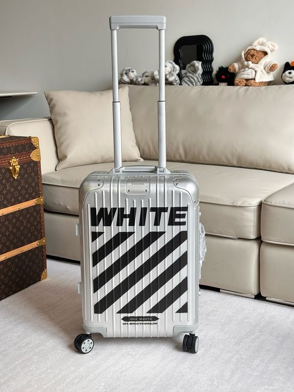 Suitcase Rimowa