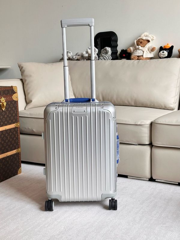Suitcase Rimowa
