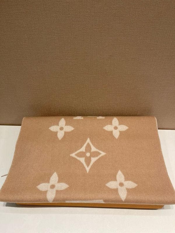 Scarf Louis Vuitton