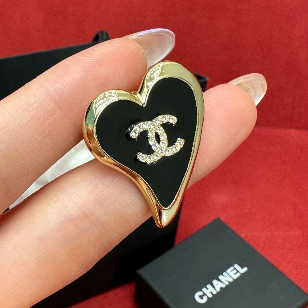 Brooch Chanel