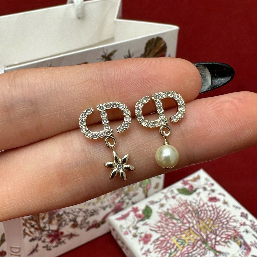 Earrings Dior