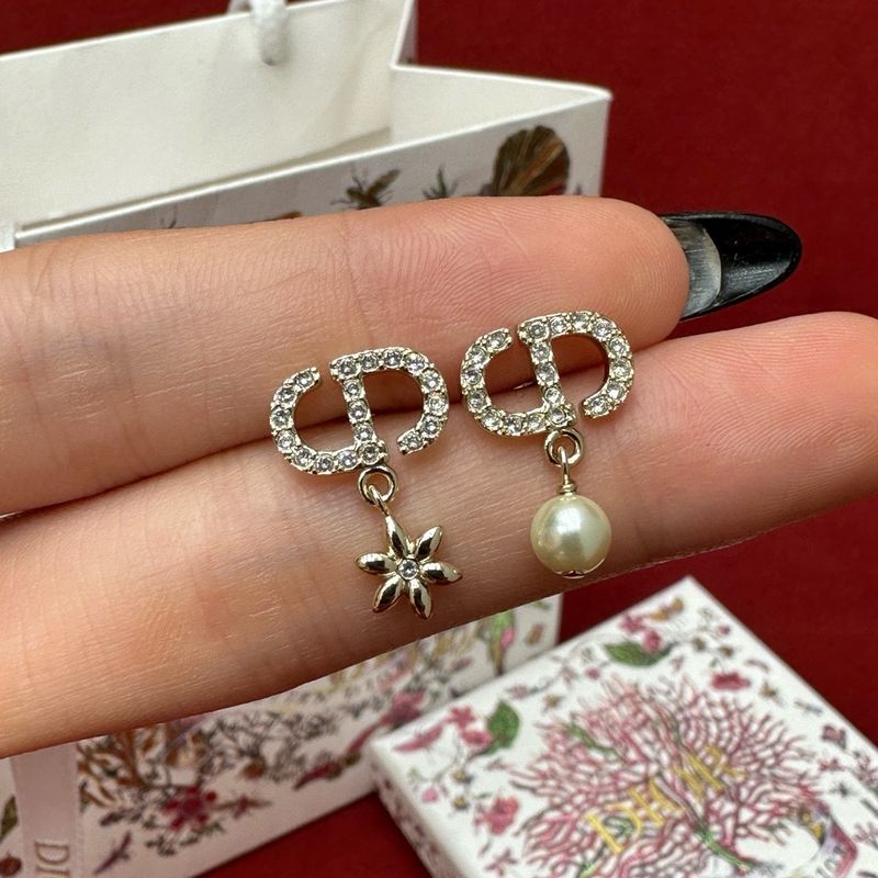 Earrings Dior