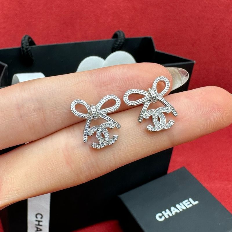 Earrings Chanel