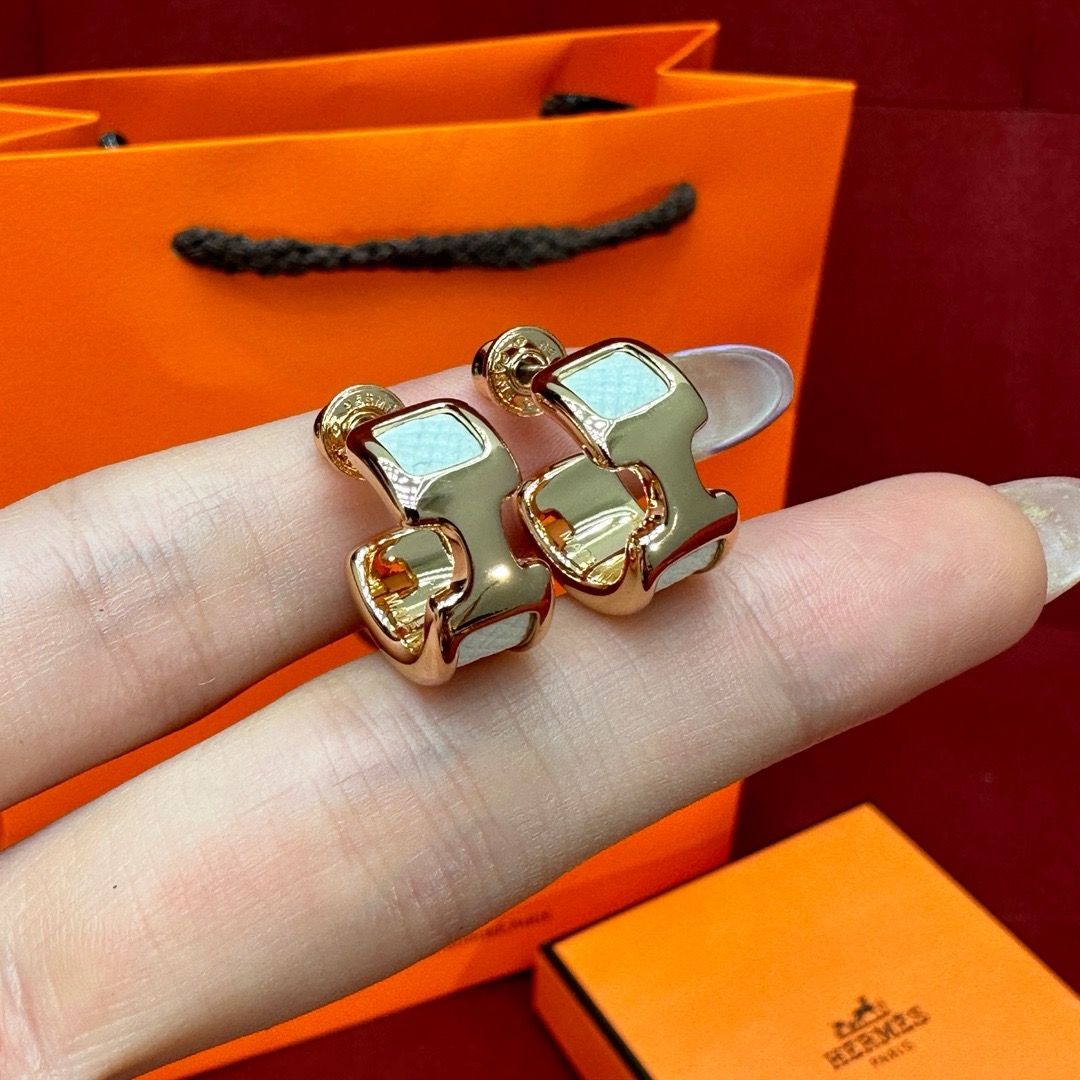 Earrings Hermes