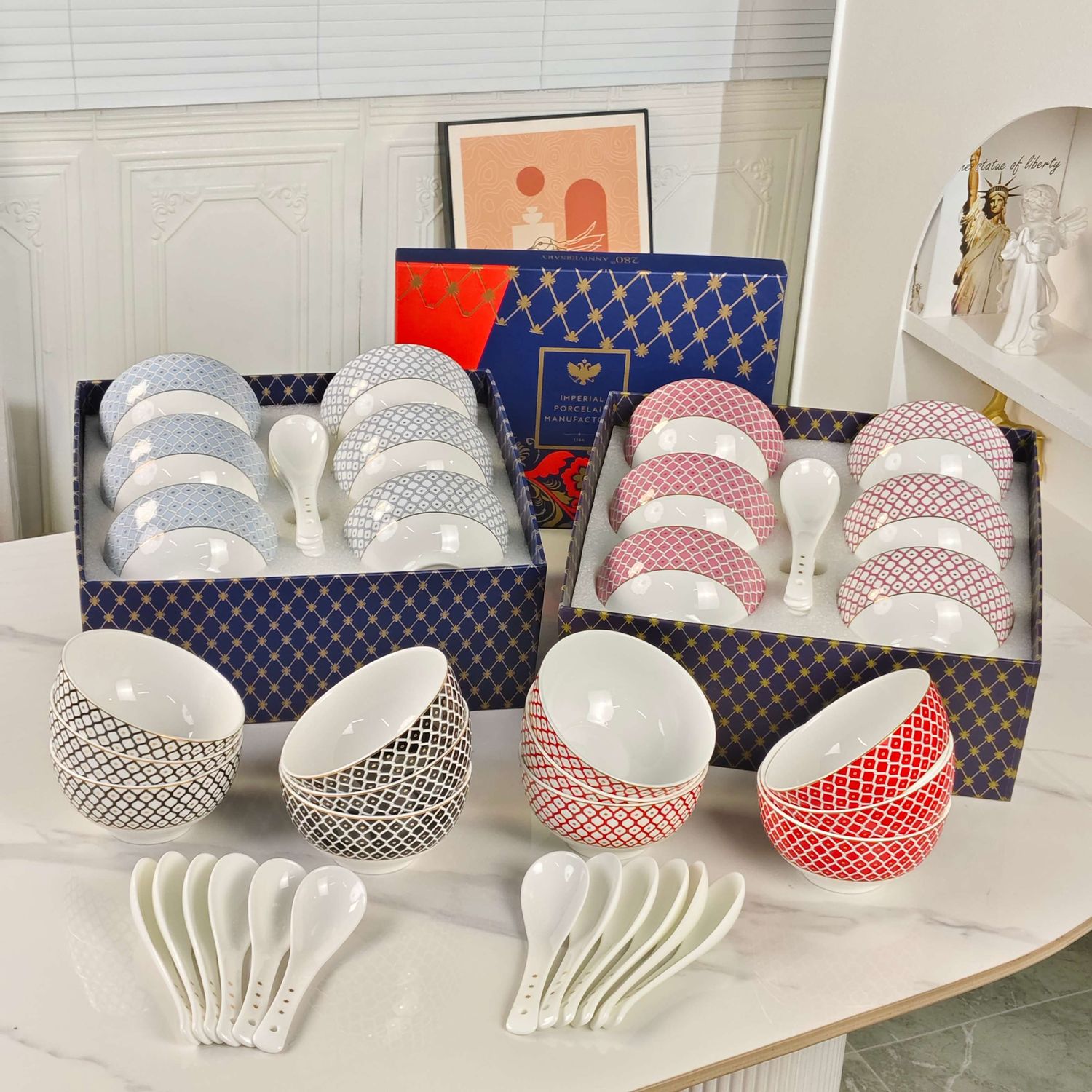 Set of porcelain bowls and spoons Imperial Porcelain Manufactory