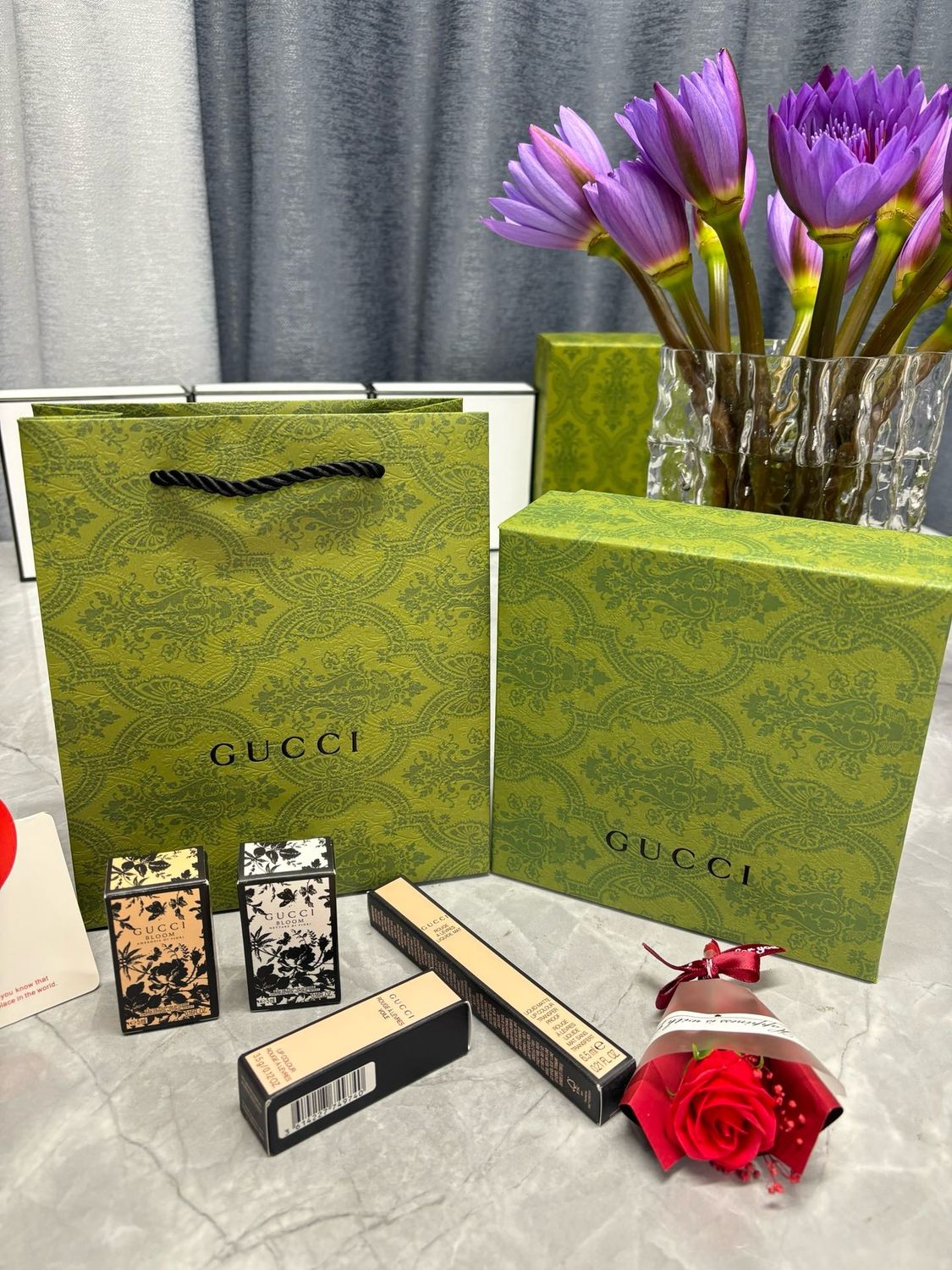 Set of cosmetics and perfumery Gucci