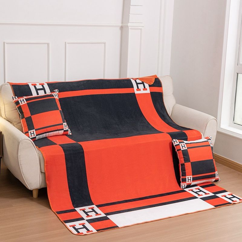 Blanket and pillow set Hermes