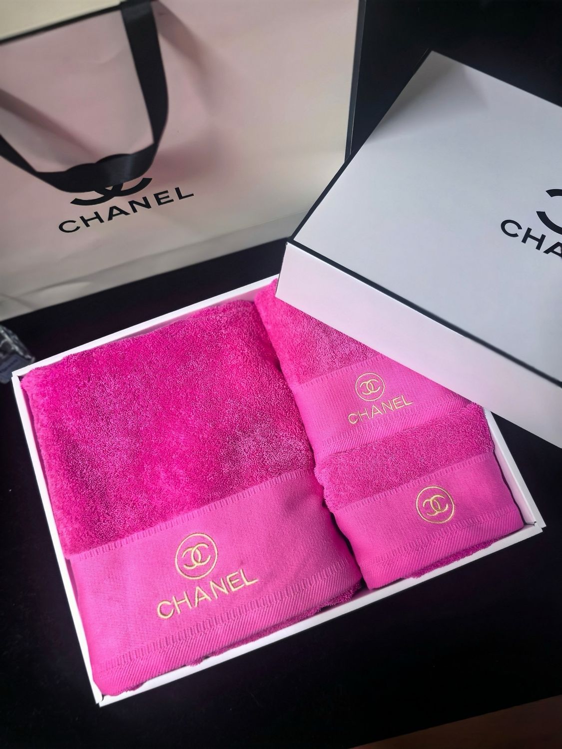 Set of towels Chanel