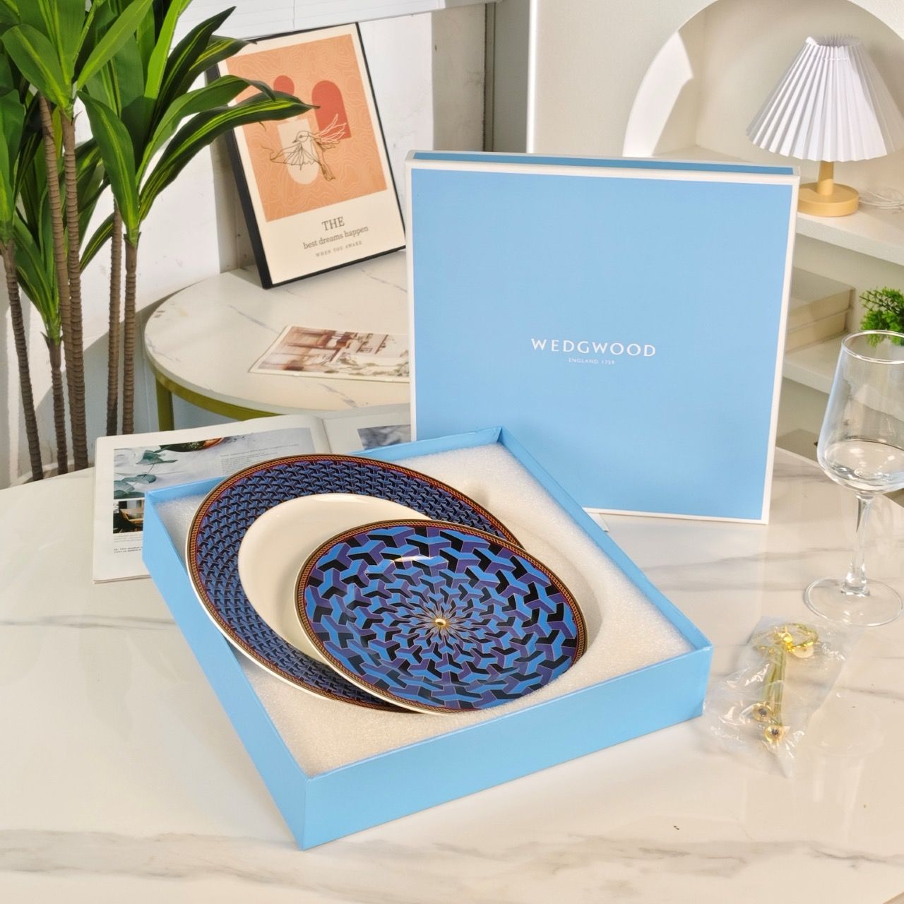 Two-tiered serving stand Wedgwood