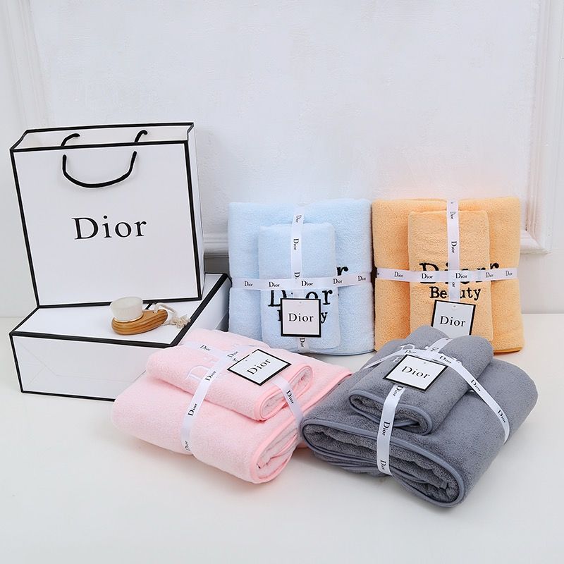 Set of towels Dior
