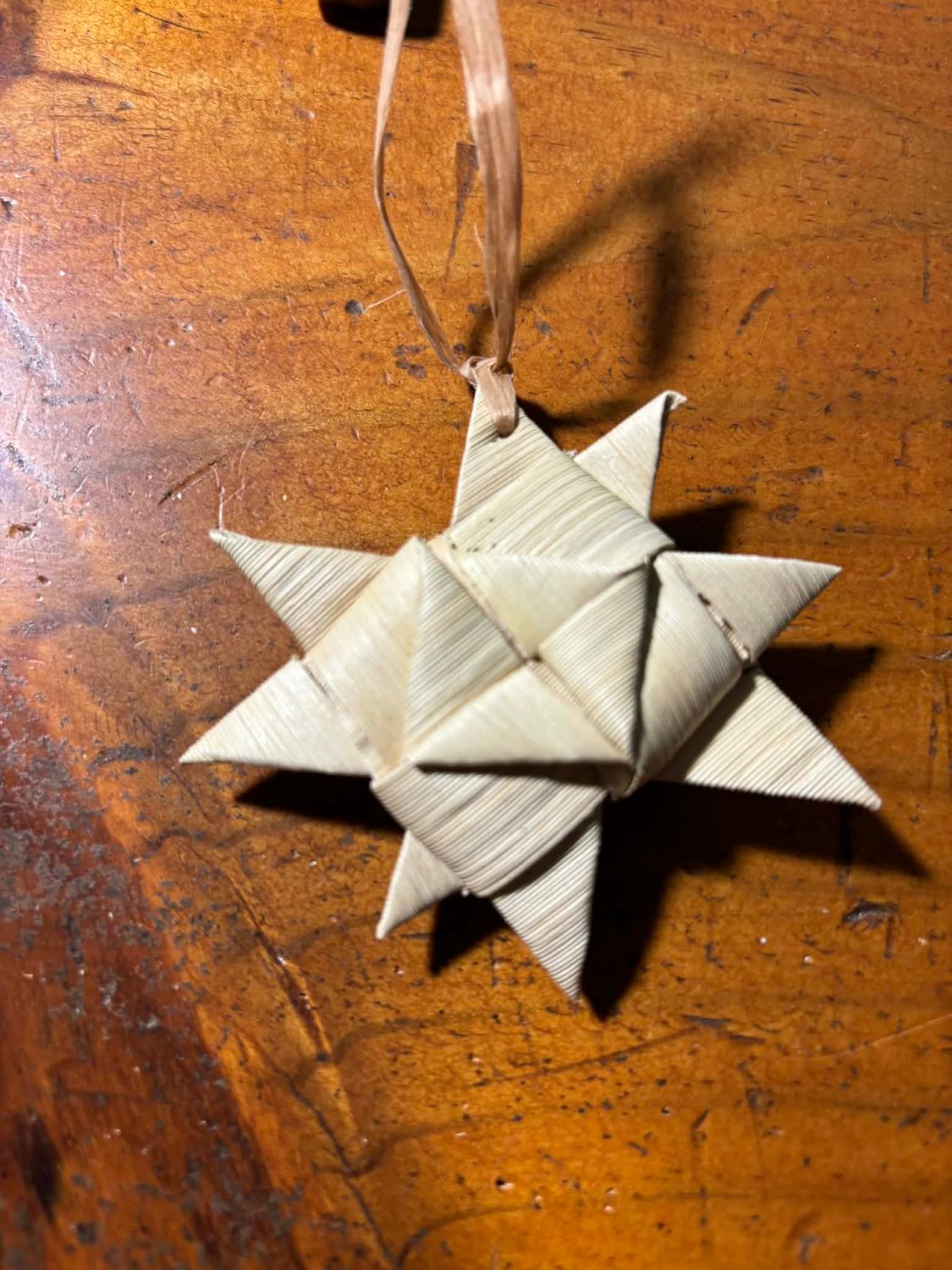 3 Woven Piory Decorations To Australia