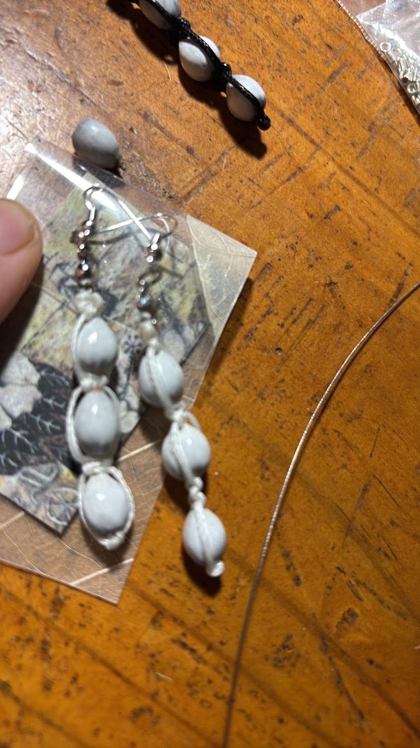 Earrings 3 Jobstear with White Macrame long to Rest of the World