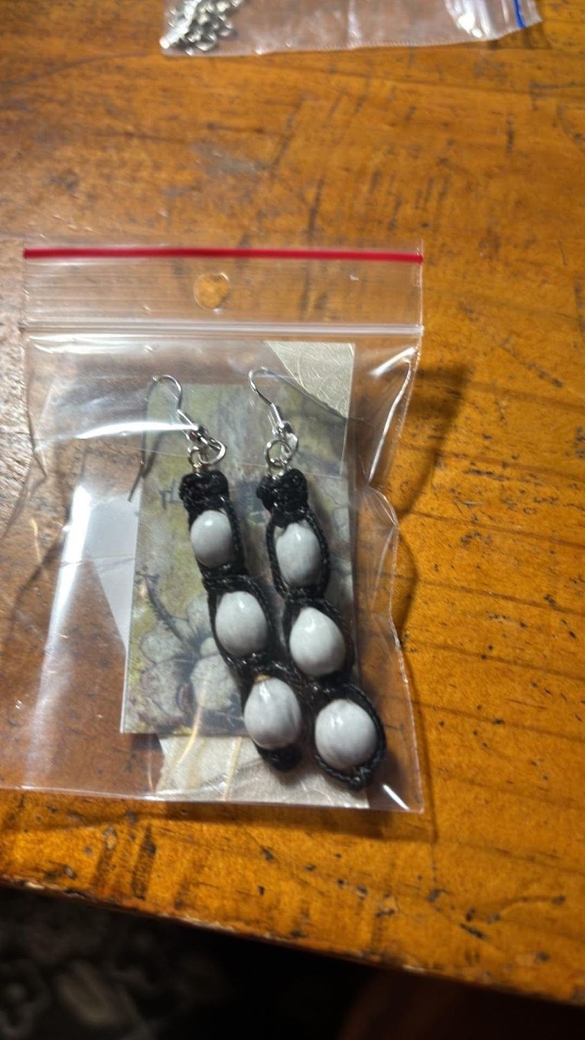 Earrings 3 Jobstear with Black Macrame long to Rest of the World