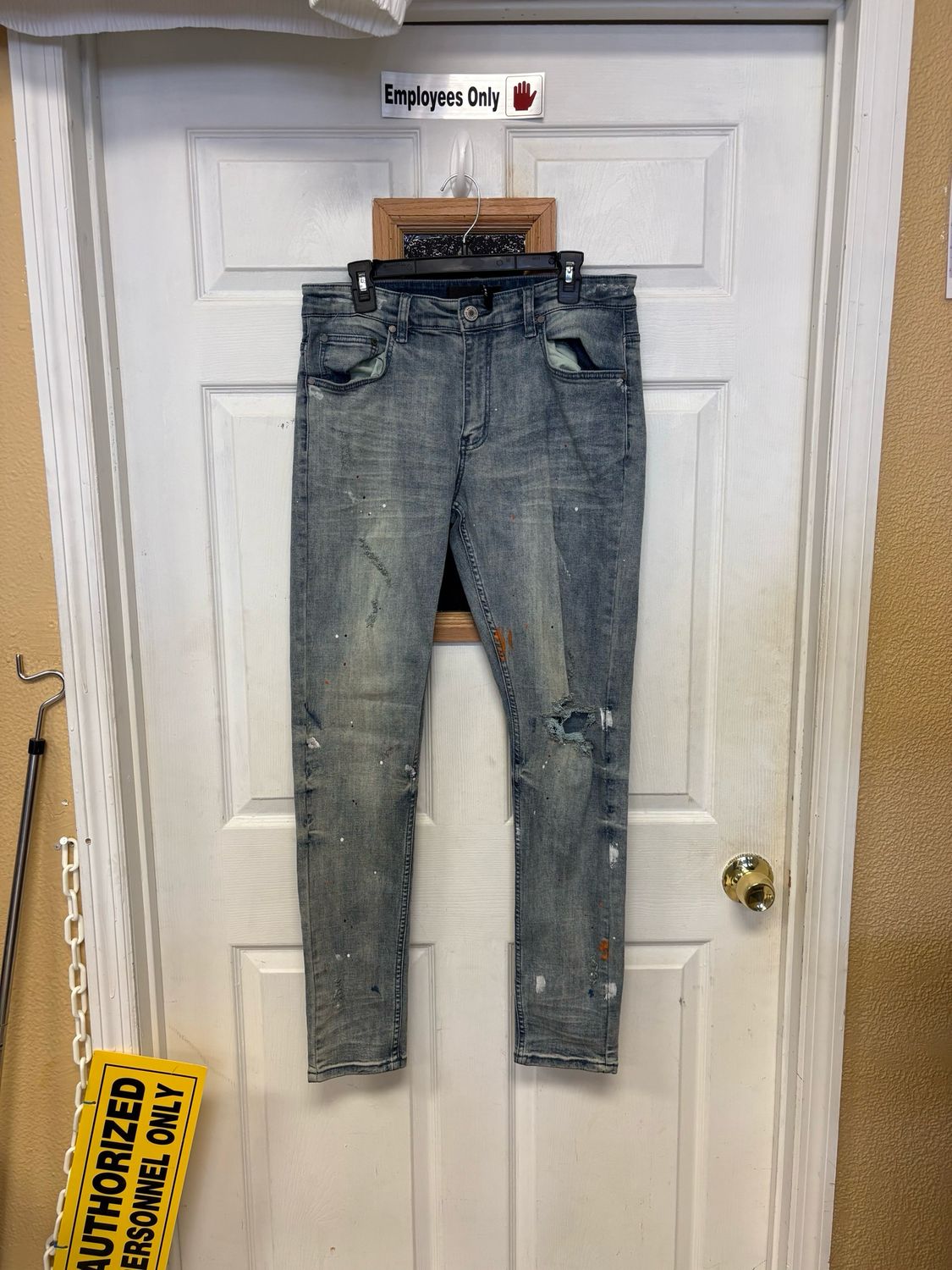 Serenede Paint Distressed Jeans