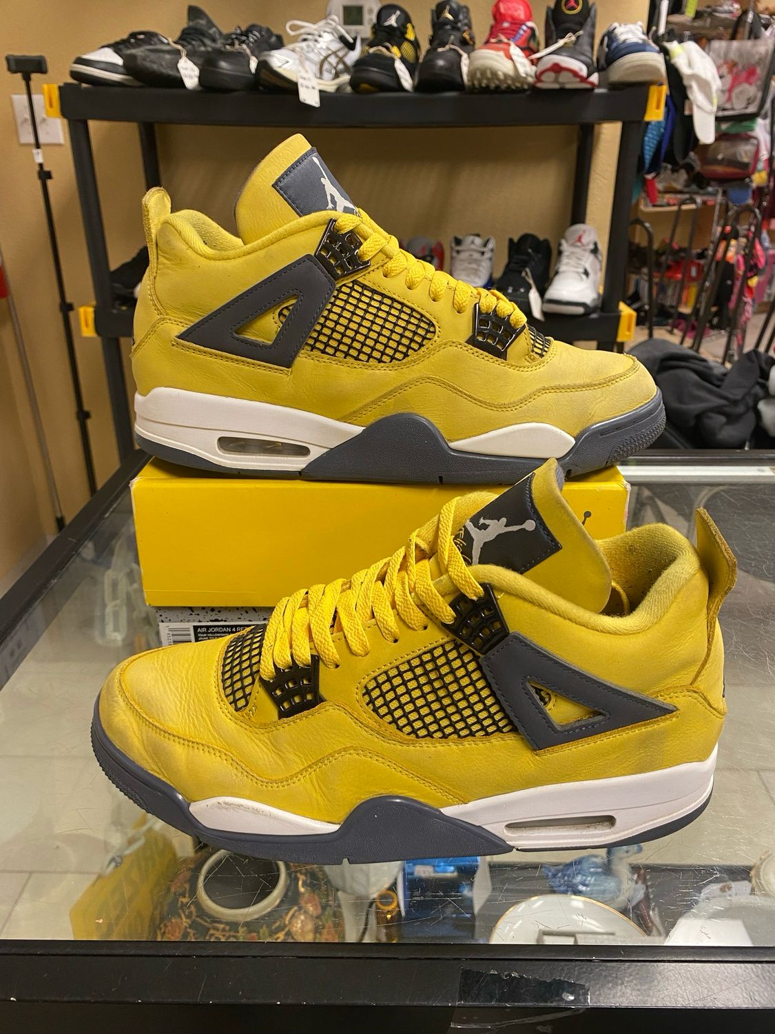 Nike Air Jordan 4 Lighting