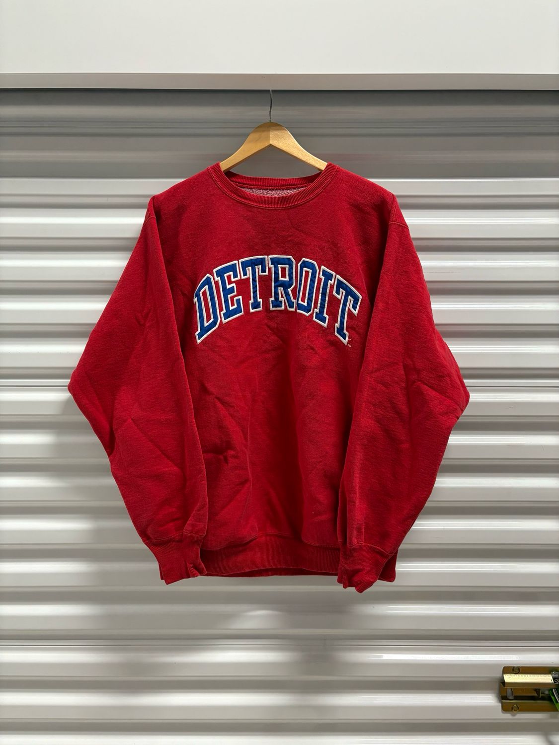 Vintage Steve &amp; Barry’s embroidered spell out Detroit sweatshirt crewneck red &amp; blue men’s size medium