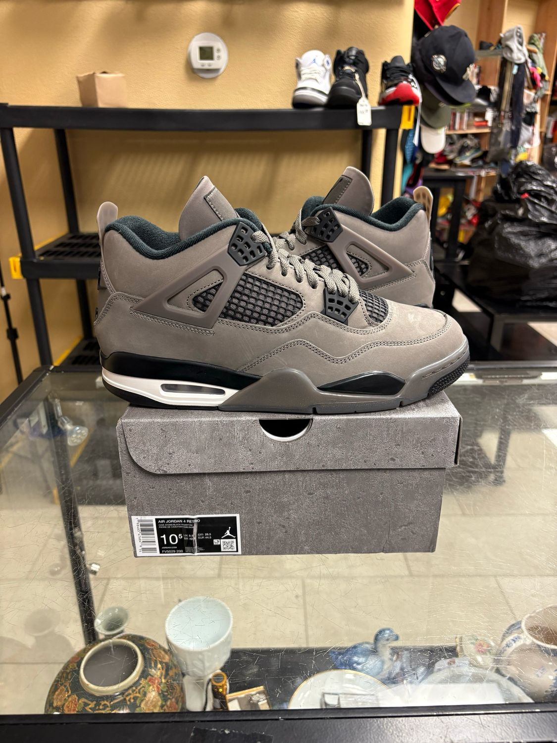 Nike Air Jordan 4 Retro Cave Stone FV5029-200 Mocha Size 10.5