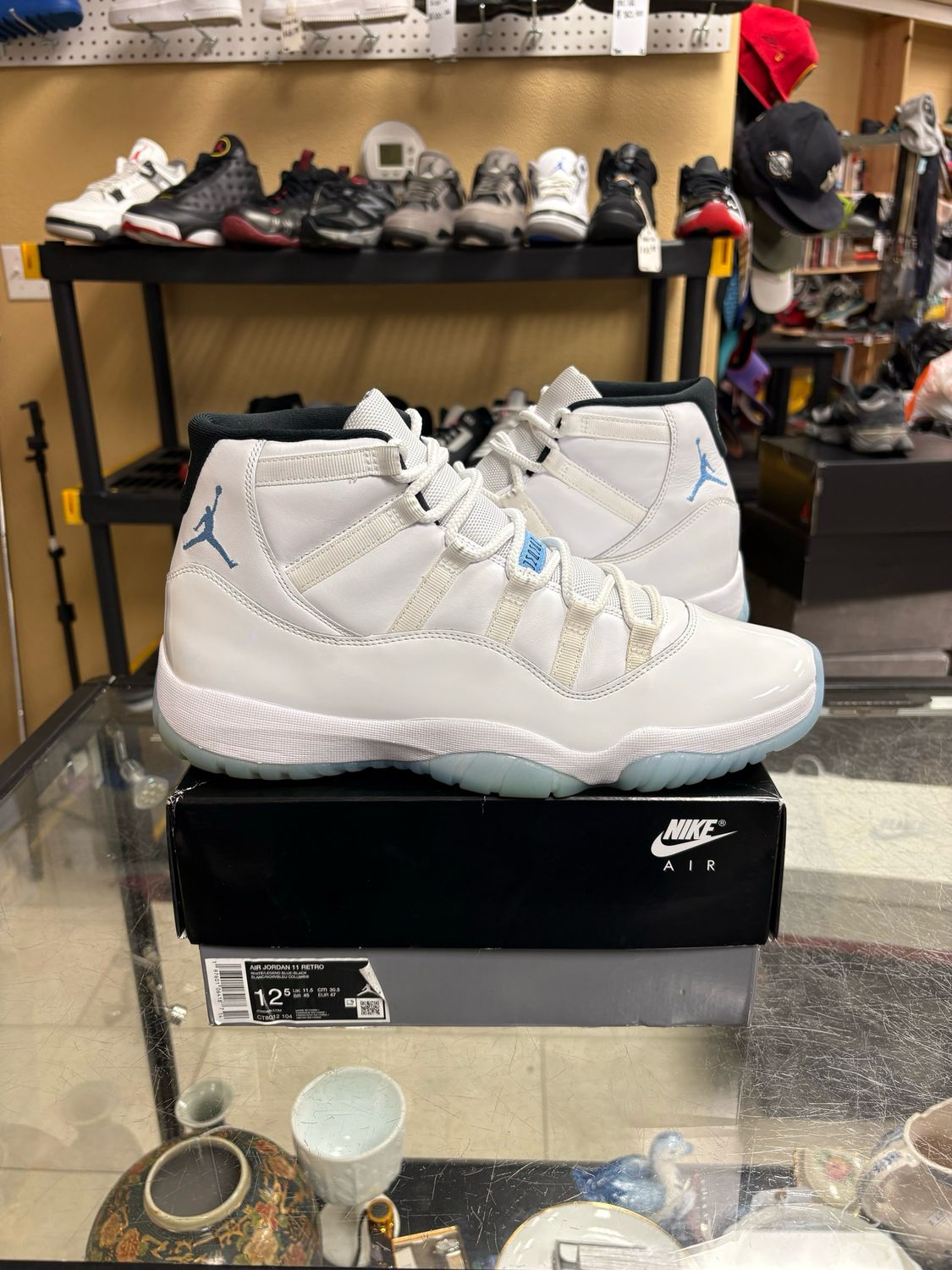 ​Nik Air Jordan 11 Retro 2024 Legend Blue Columbia OG Size 12.5