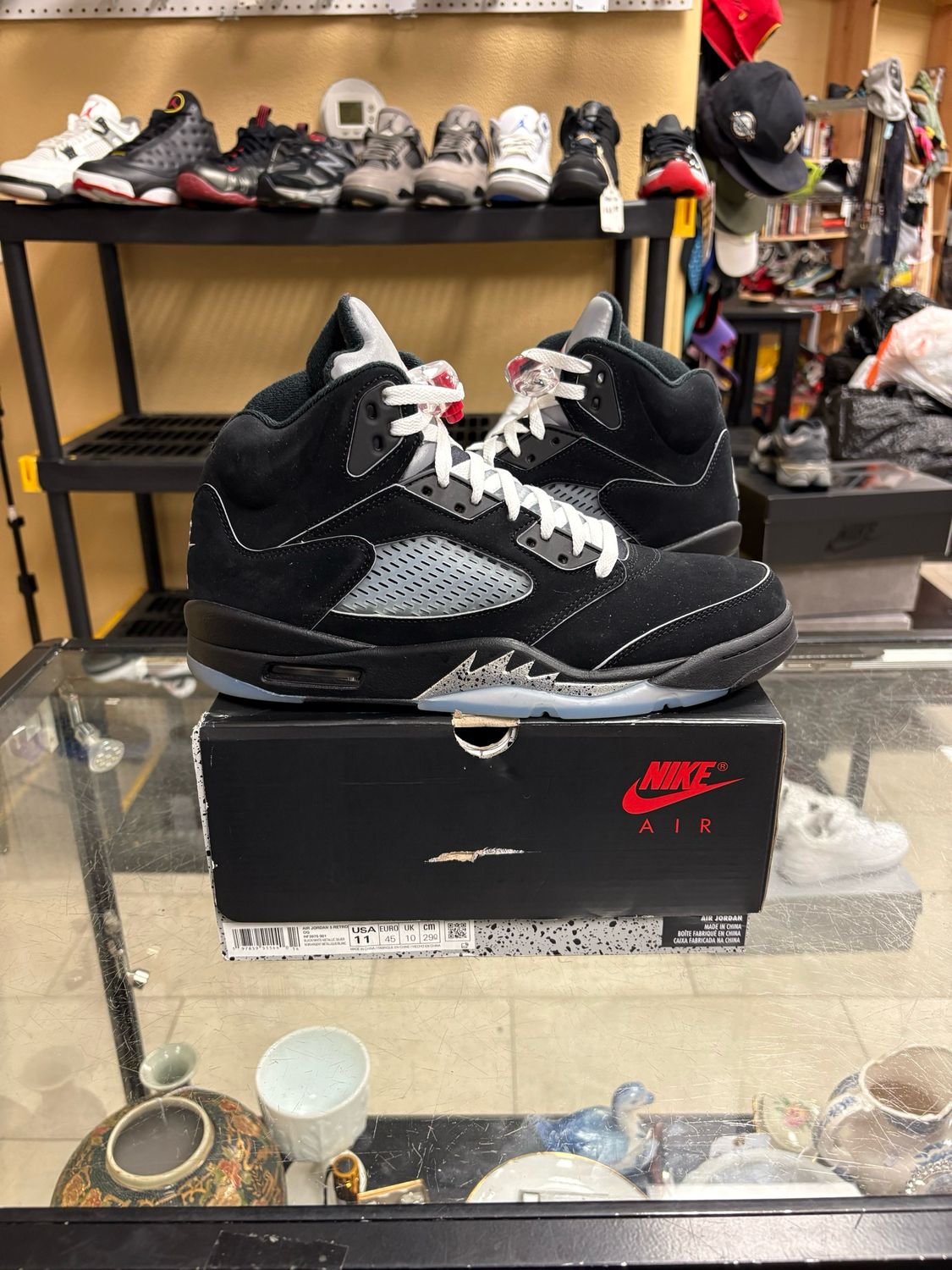 ​Nike Air Jordan 5 &quot;BLACK METALLIC REIMAGINED&quot; 2025 Size 11