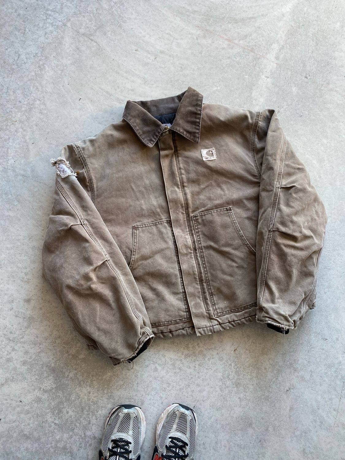 ​Vintage rare Carhartt Duck Work Jacket J22CHT Brown chocolate faded distressed