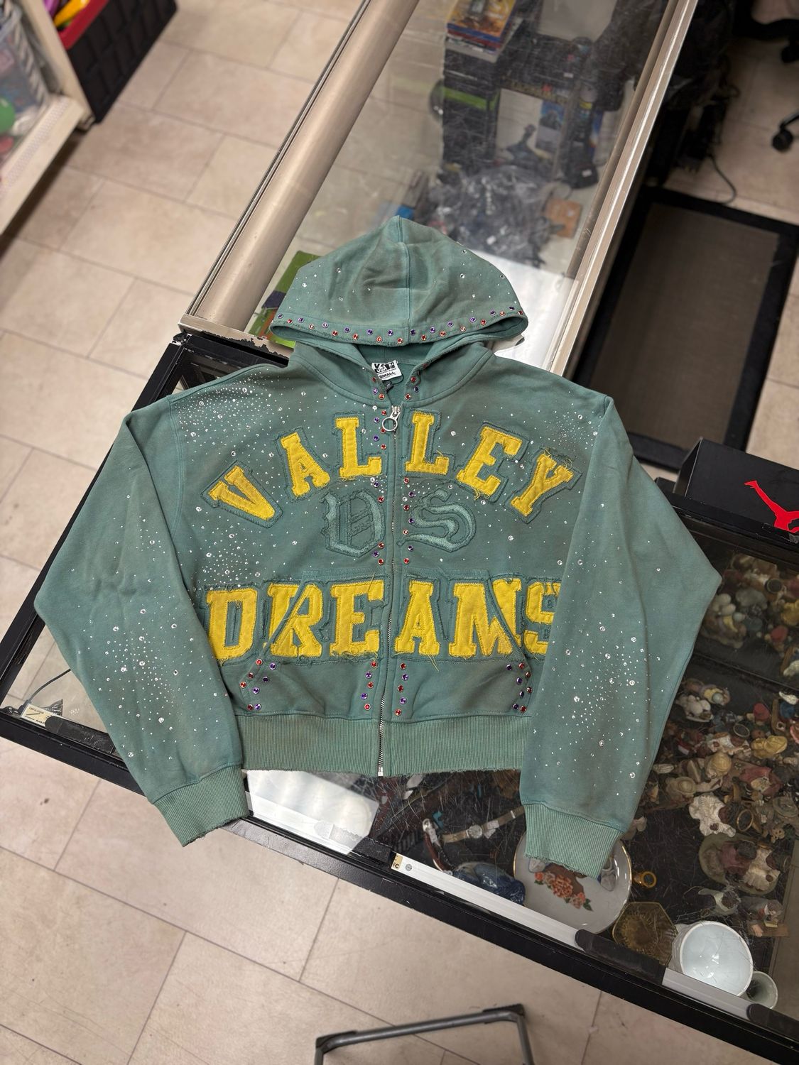 ✨ Vale Forever “Valley Dreams” Bling Zip-Up Hoodie – Cropped Oversize Fit ✨ Size Small