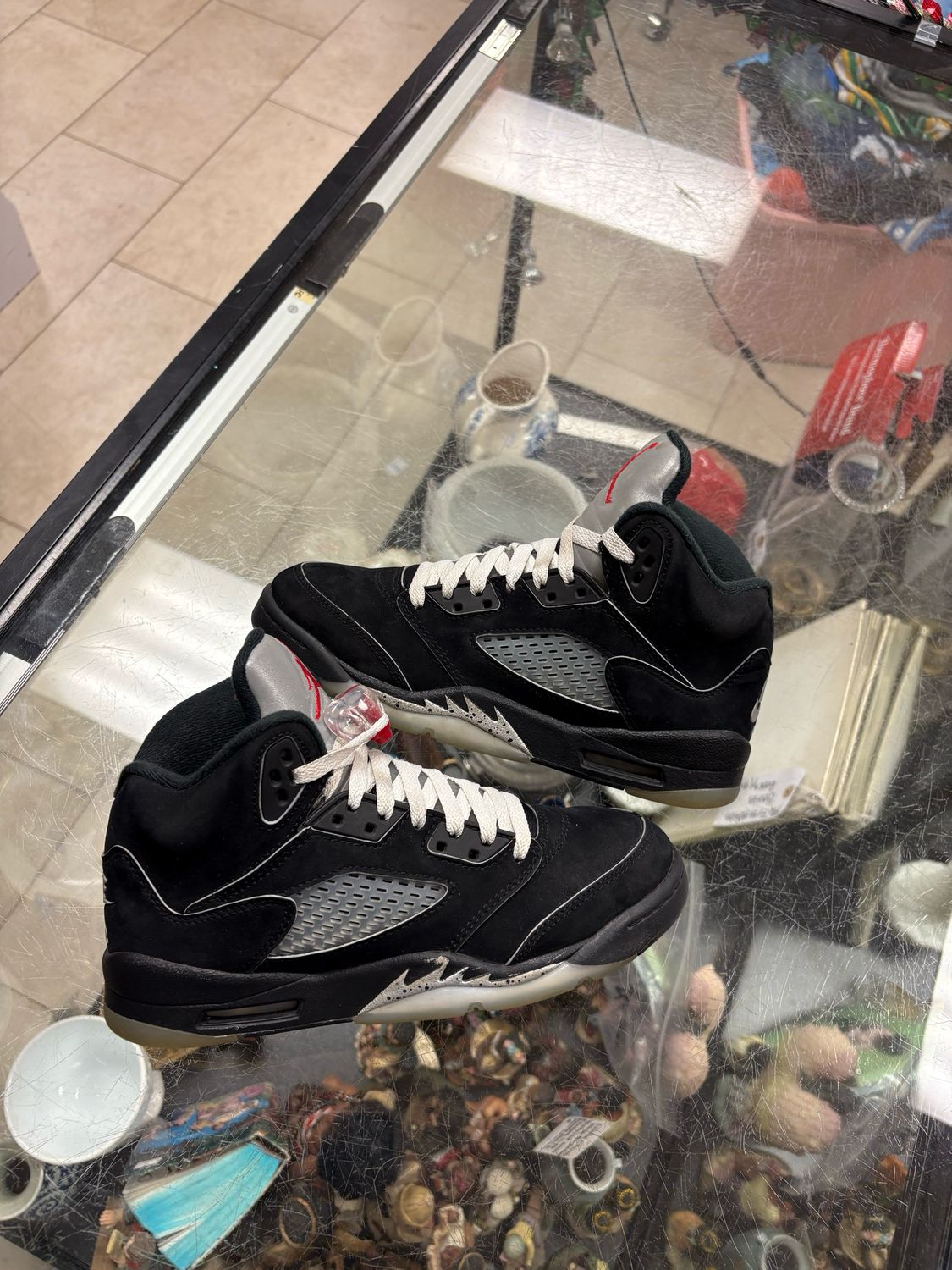 🔥 Nike Air Jordan 5 Black Metallic Reimagined (GS) – Size 5.5Y / Women’s 7 🔥