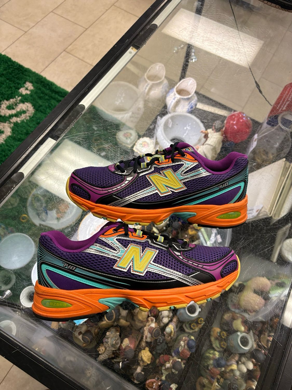 👟 New Balance 740v2 “Concord Grape / Sun Glow” Size 9.5 🍇🔥