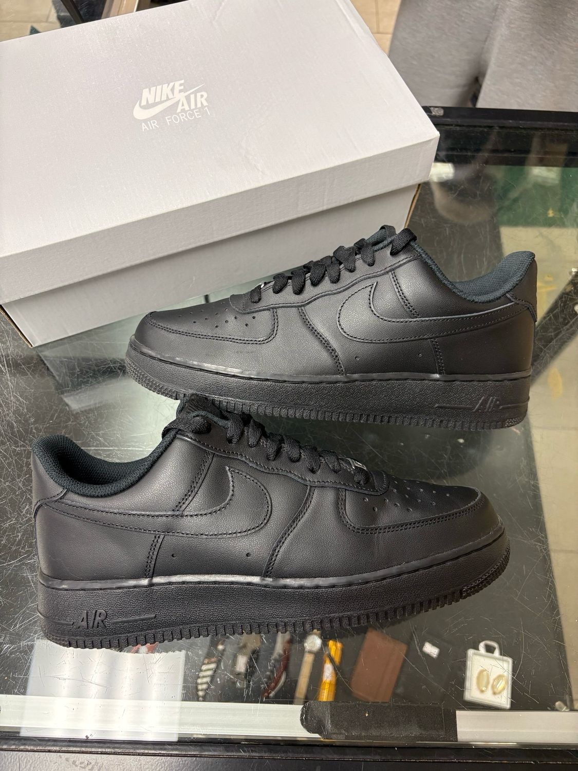 Nike Air Force 1 Black Size 9