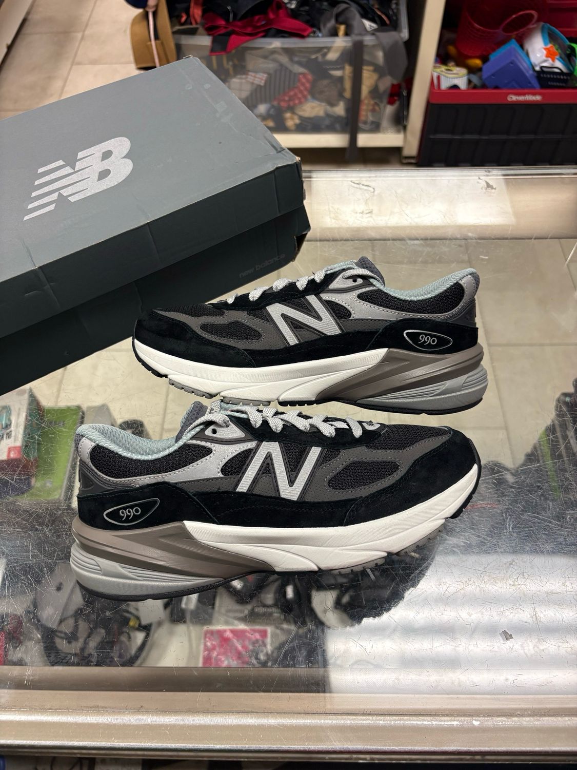 New Balance 990v6 Black Silver 6.5 New