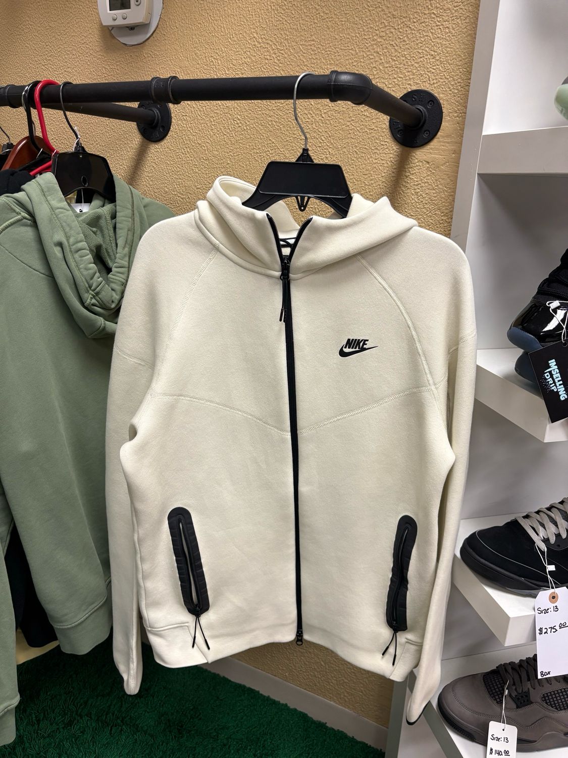 Nike Tech Fleece Jacket Cream Size Medium
