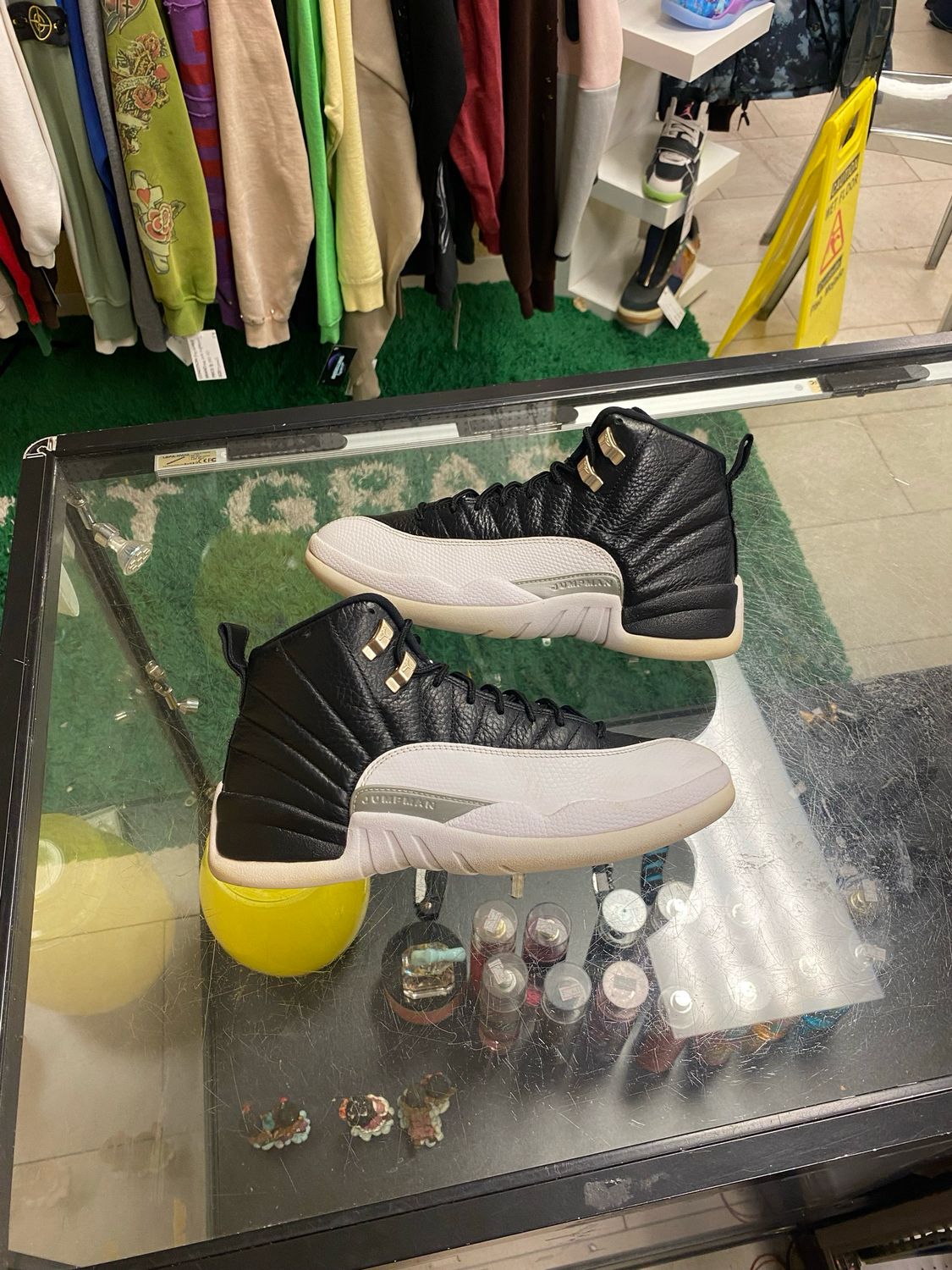 Jordan 12 Playoff Size 8