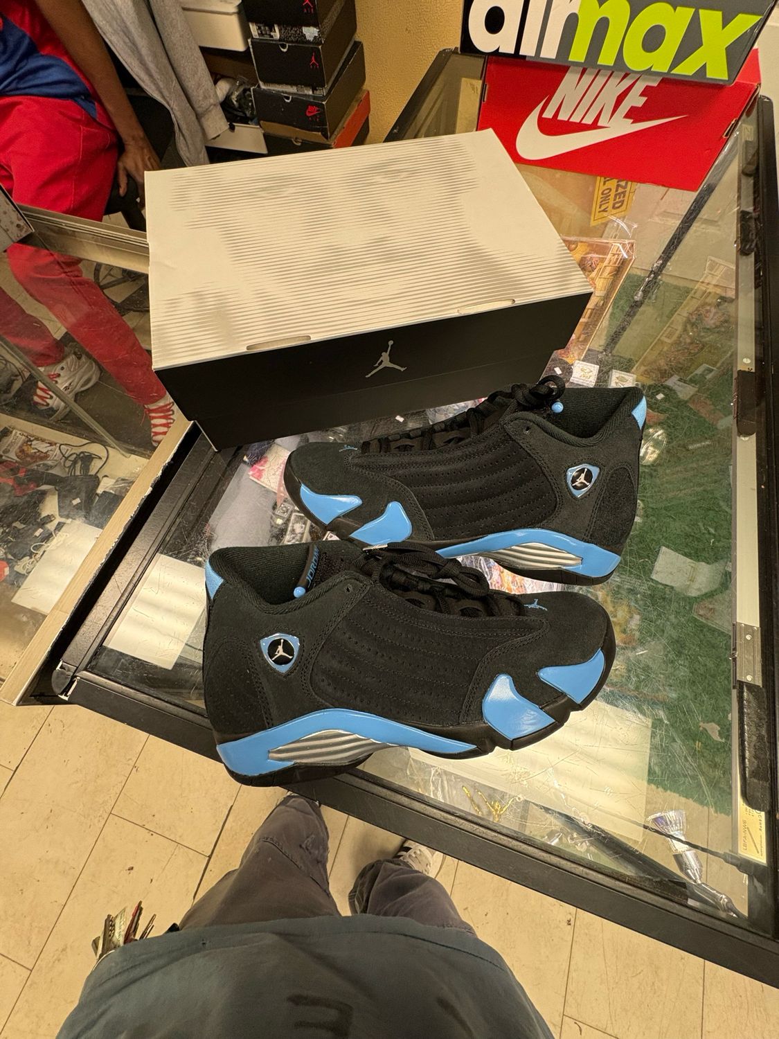 Jordan 14 Black UNC Size 9.5