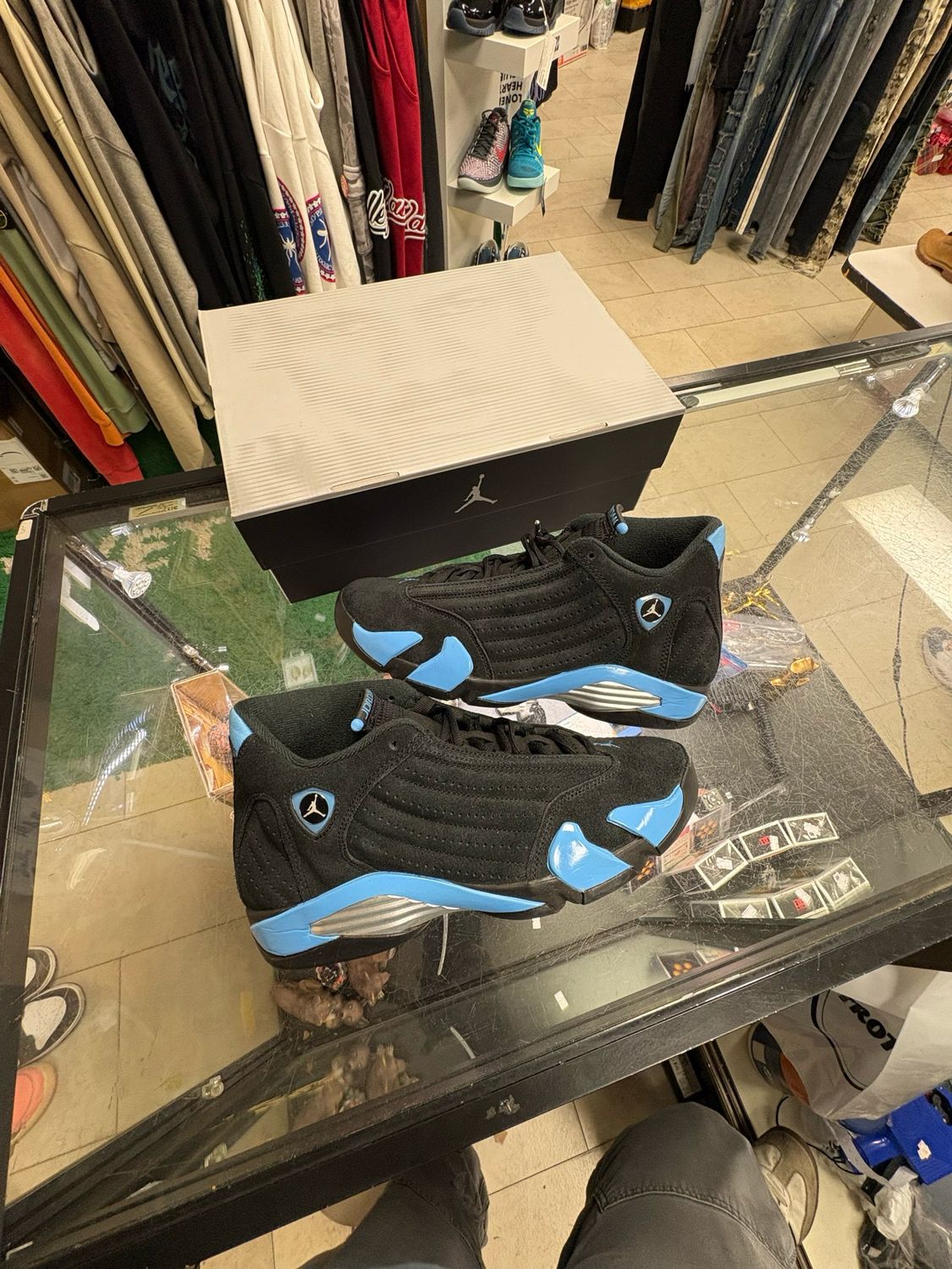 Jordan 14 Black UNC Size 9.5