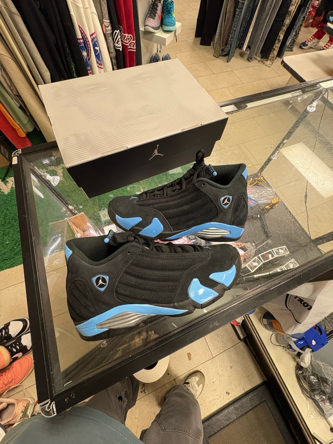 Jordan 14 Black UNC Size 11.5