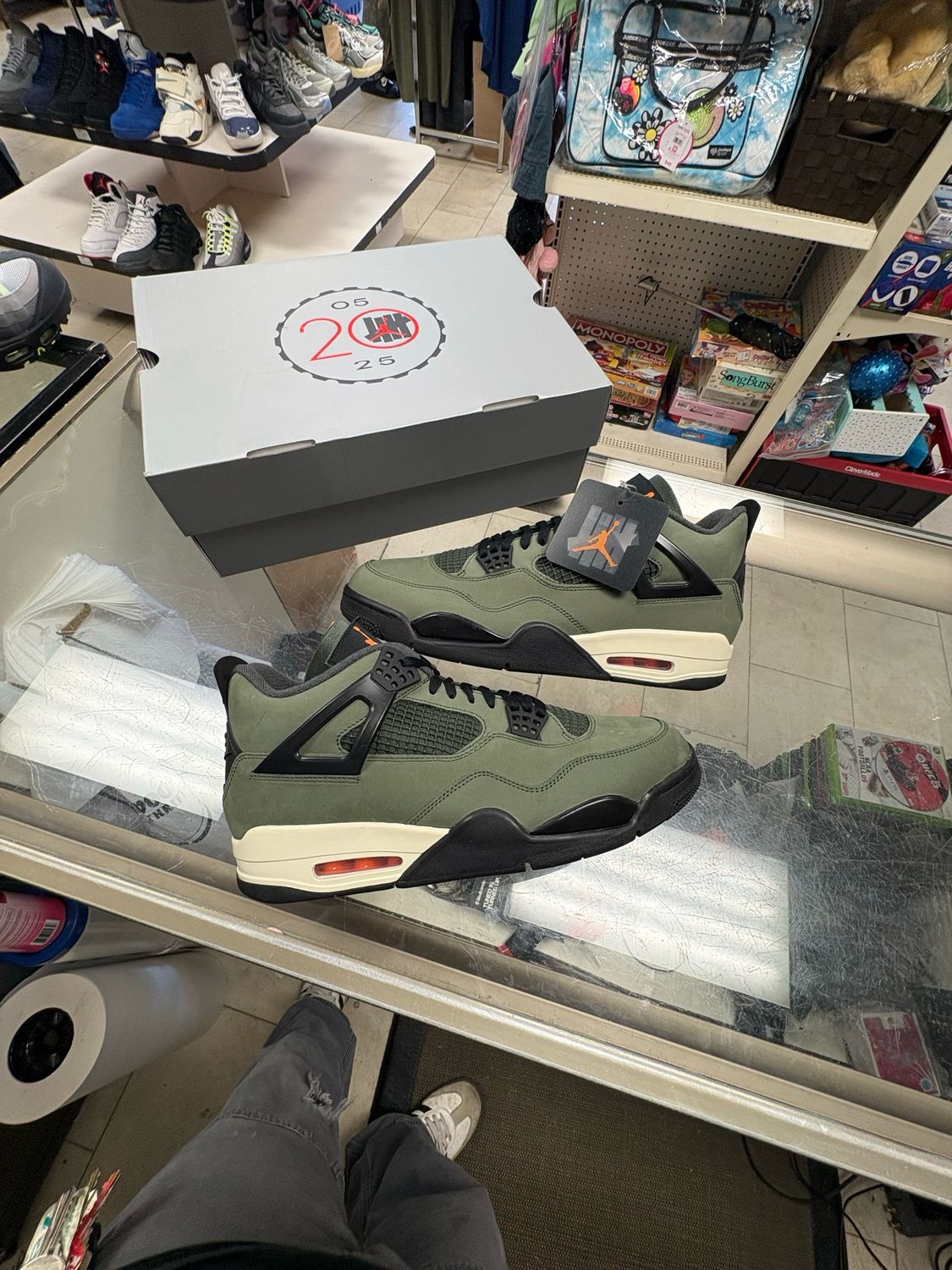 Jordan 4 Undefeated Size 12