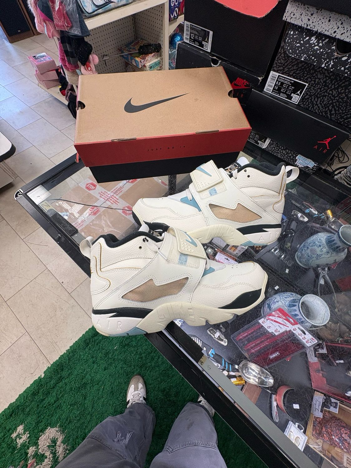 Nike Air Diamond Turf Emerald Size 10.5