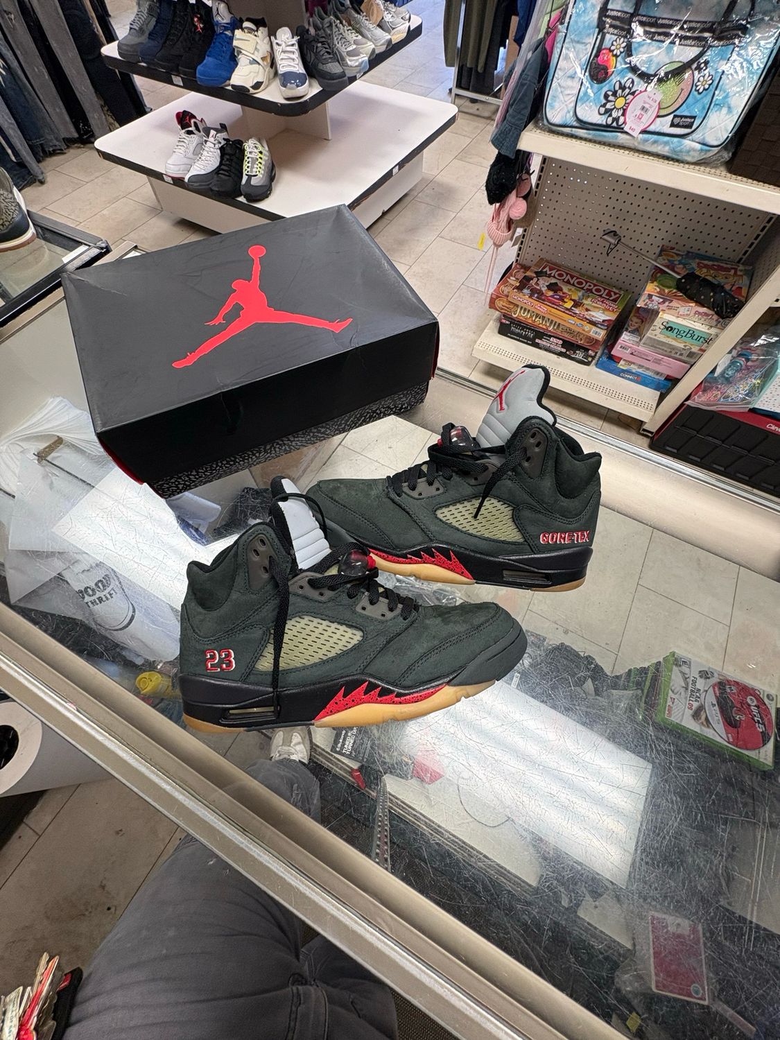 Jordan 5 Goretex Size 9W