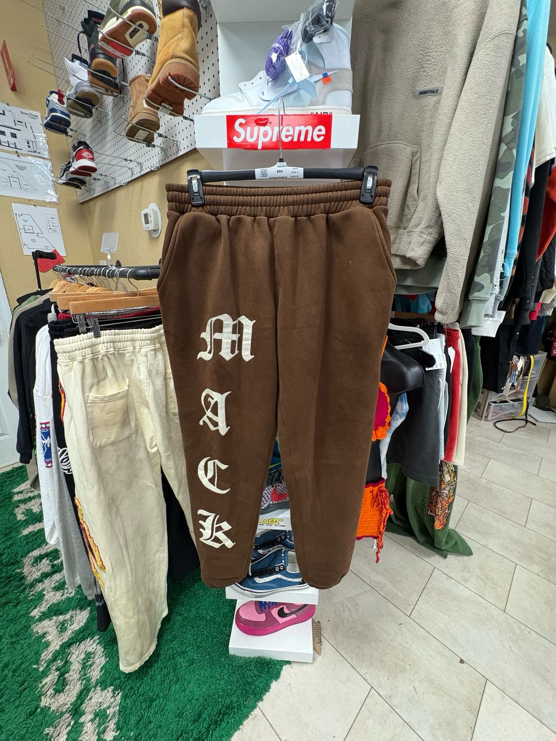 Mackbrand Brown Sweatpants Size Large