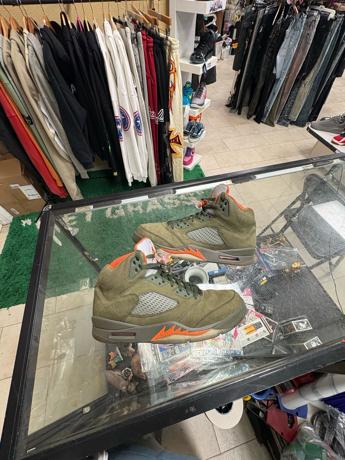 Jordan 5 Olive Size 11