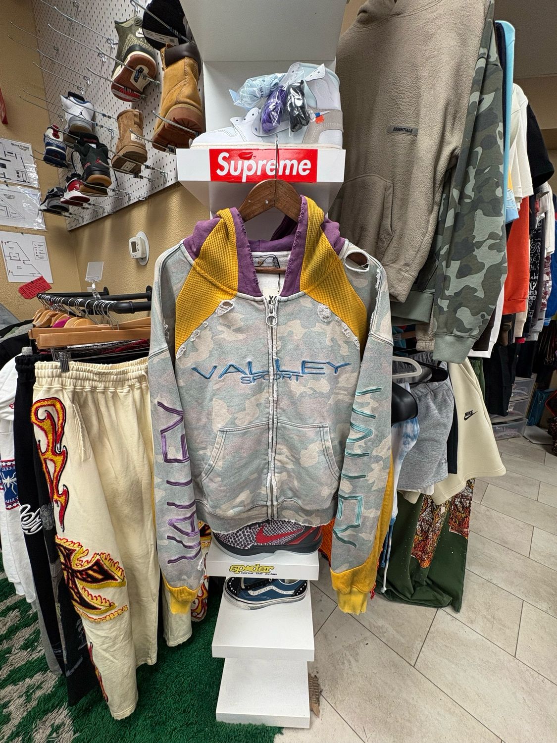 Valley Boiler Room Jacket Size M