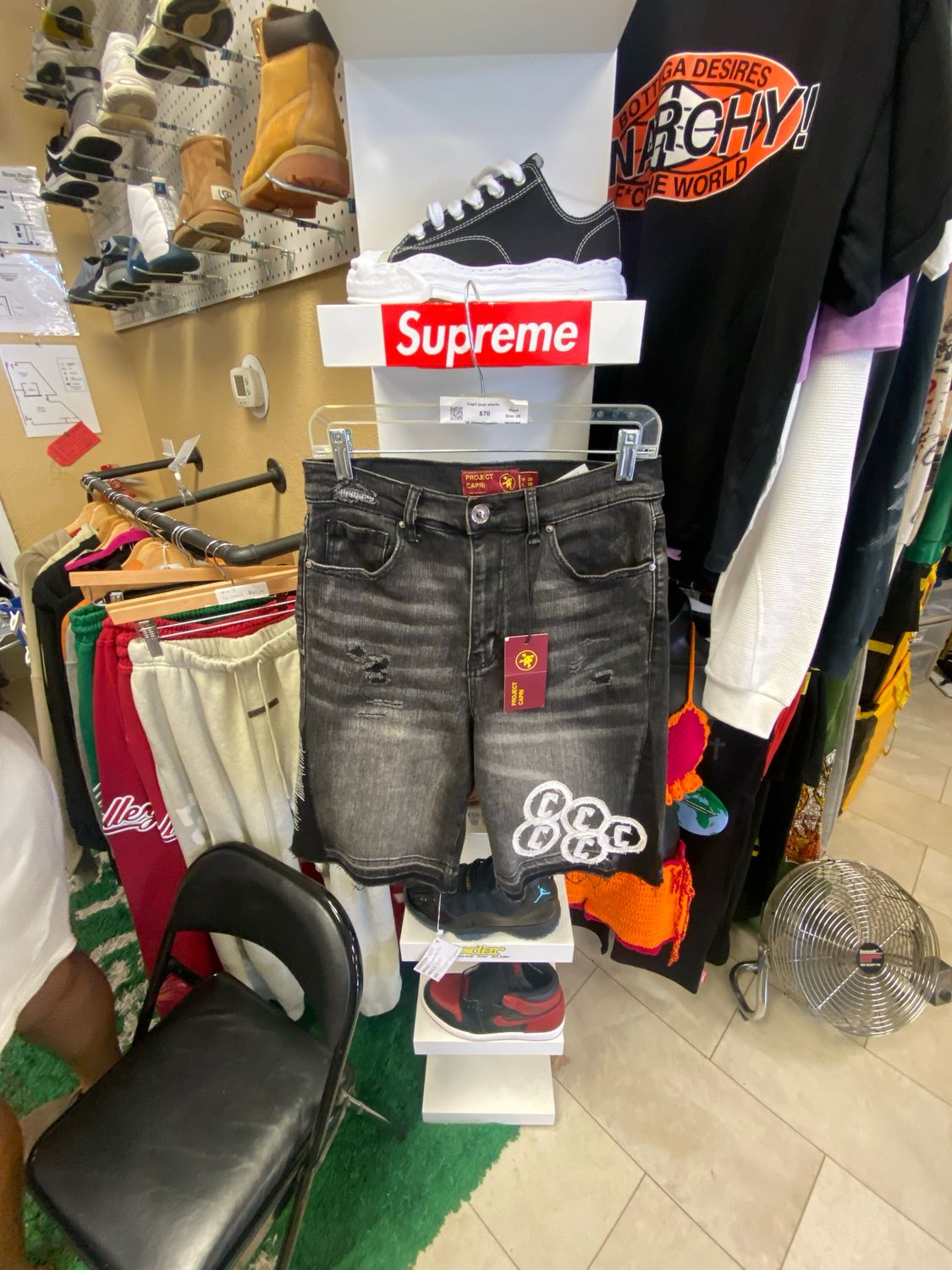 Capri Size 28