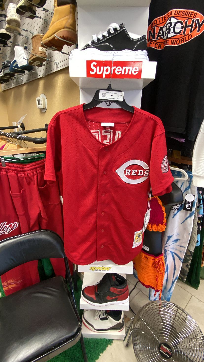 Cincinnati Reds Size M