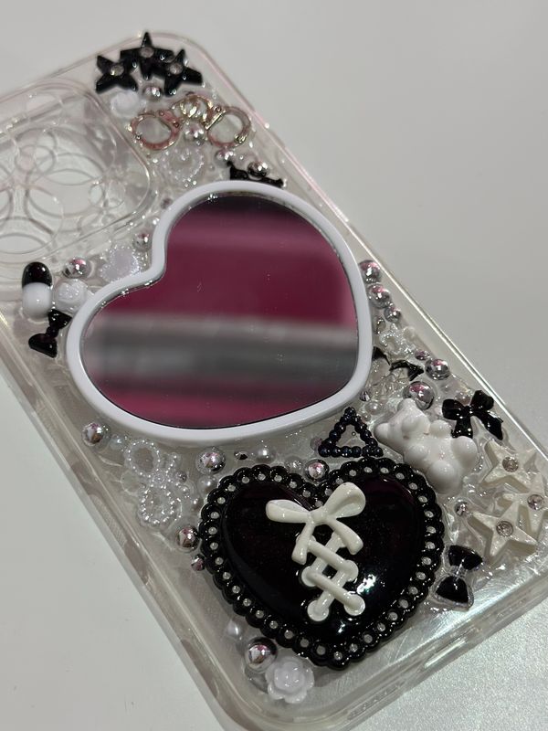 BROKEN BLACK - IPHONE CASE