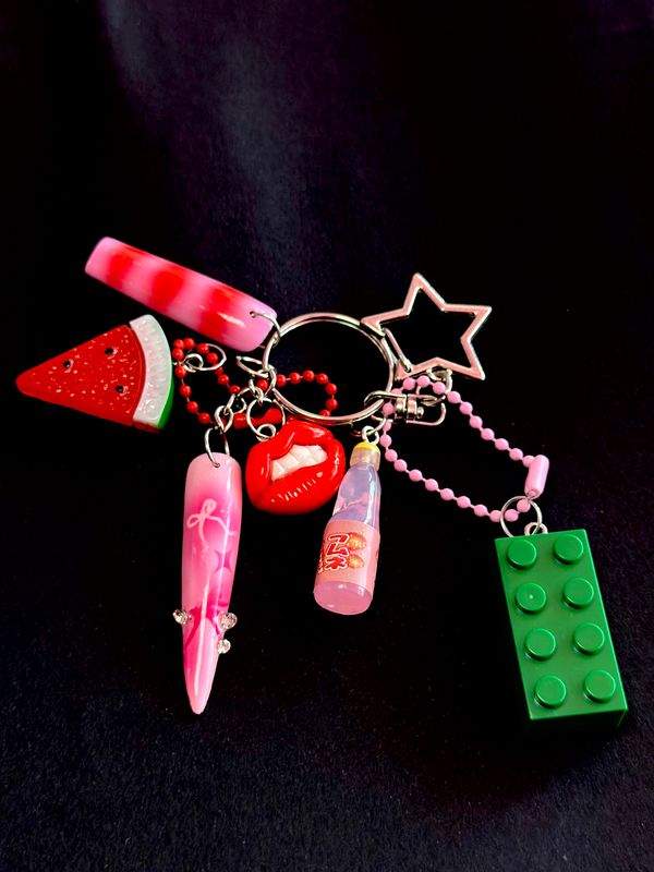 PINKY WATERMELON - KEYCHAIN KEYBAG - - DROP