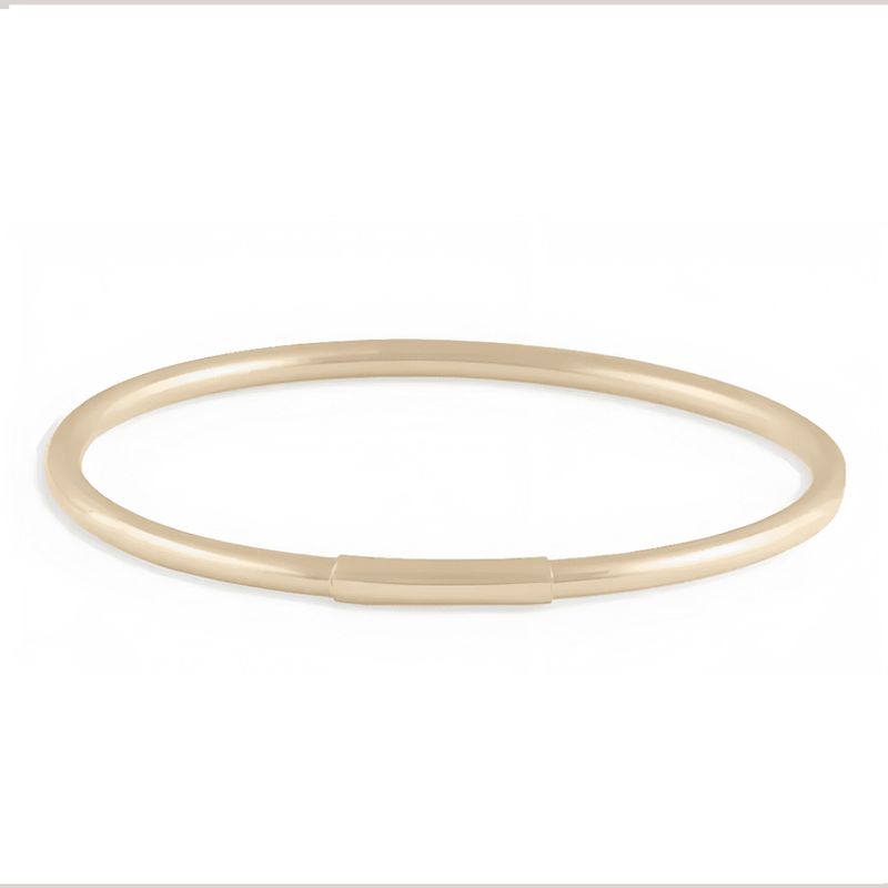 The Ultimate Classic Gold Bangle – Designed for Effortless Elegance