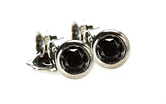 Rockers-style Black Diamonds Stud Earrings In Black Gold 0.20克拉 搖滾金屬風 黑鑽石黑金耳環